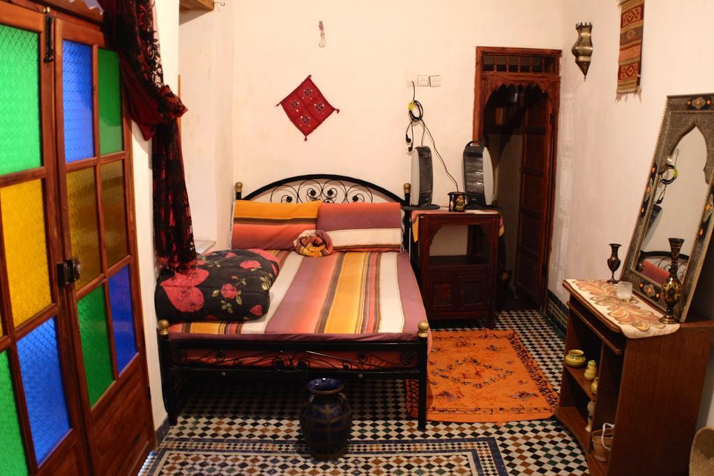 Riad Mikou Фес Экстерьер фото